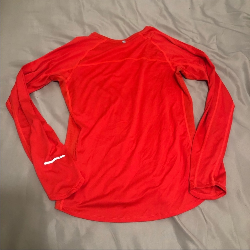 Nike - Picture 2 of 2